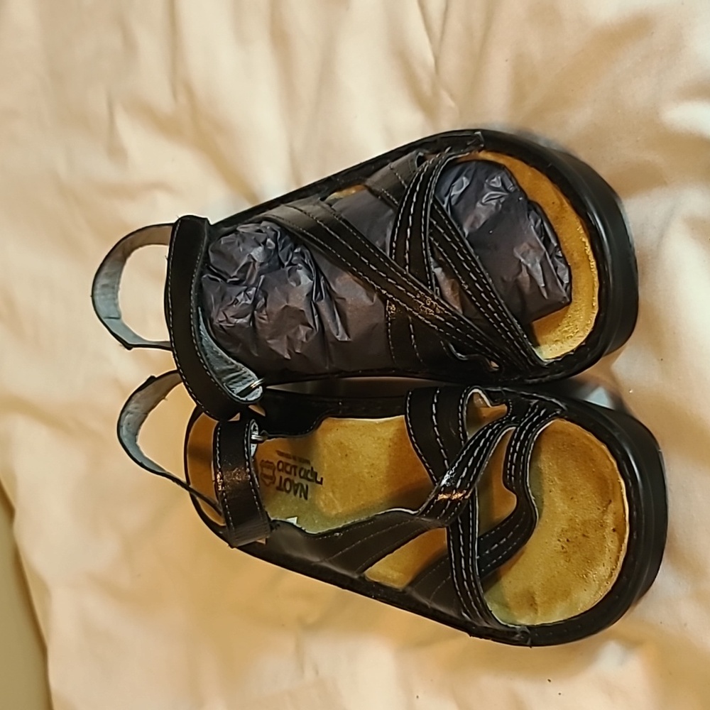 Naot Paris Black Leather Sandals Women's 10 / 41 - Picture 2 of 7